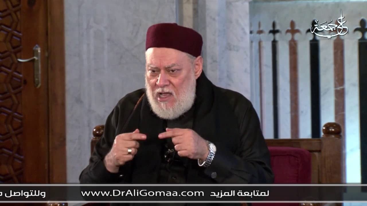 سائل: سمعت أحد اساتذة الأزهر يتكلم وكأنه ينكر حجاب المرأة !! | أ.د علي جمعة - فتاوي