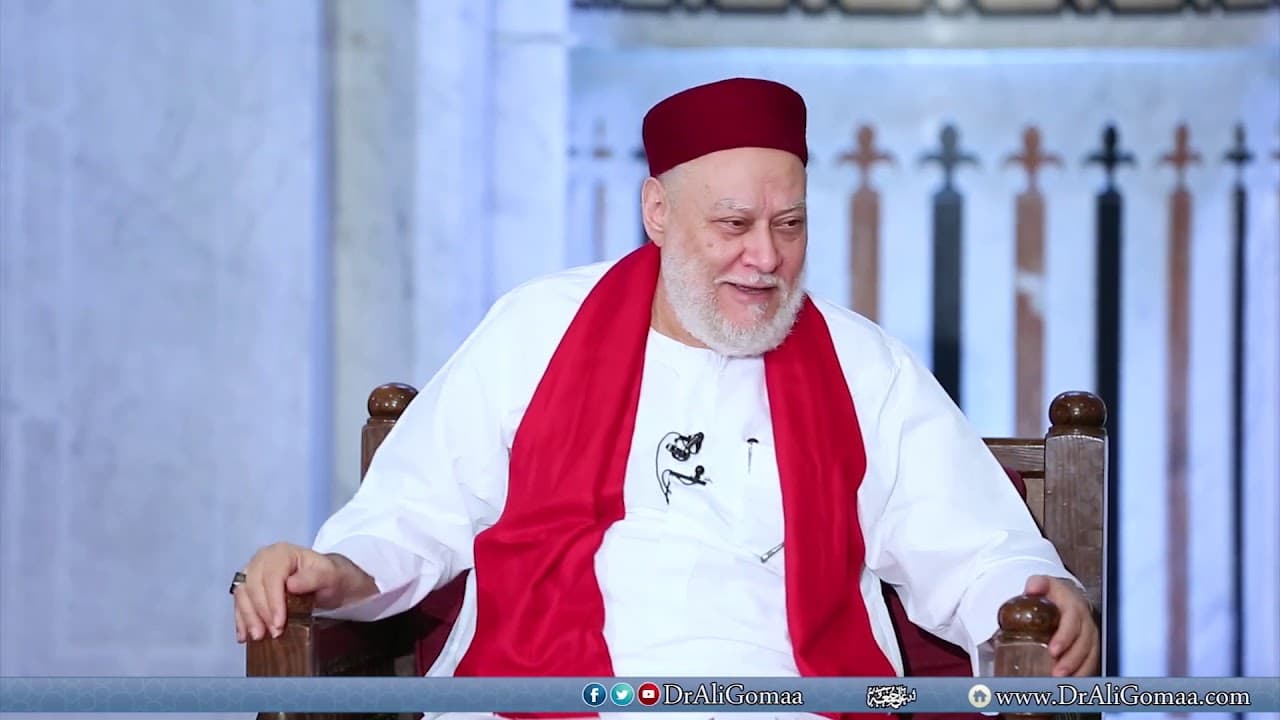 ما حكم قراءة سورة بعد الفاتحة في الركعة الثالثة والرابعة ؟ | أ.د. علي جمعة - فتاوي