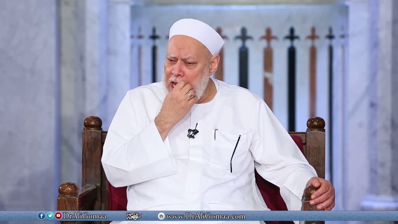 هل صحيح أن لبس العمامة سنة ؟وكذلك ارخاء العذبة (طرف العمامة) بين الكتفين ؟ - فتاوي