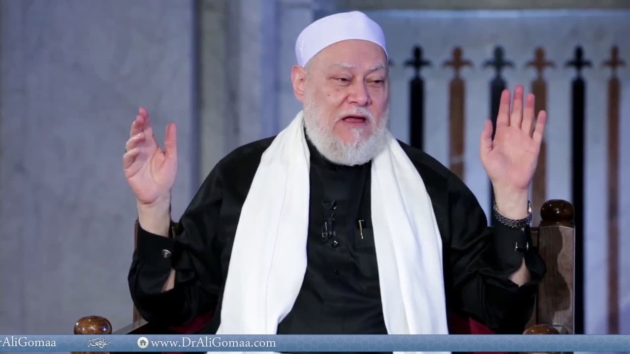 بعض الأشخاص يمسح على البلوفر أثناء الوضوء بدلا من غسل اليدين فهل هذا صحيح؟ - فتاوي