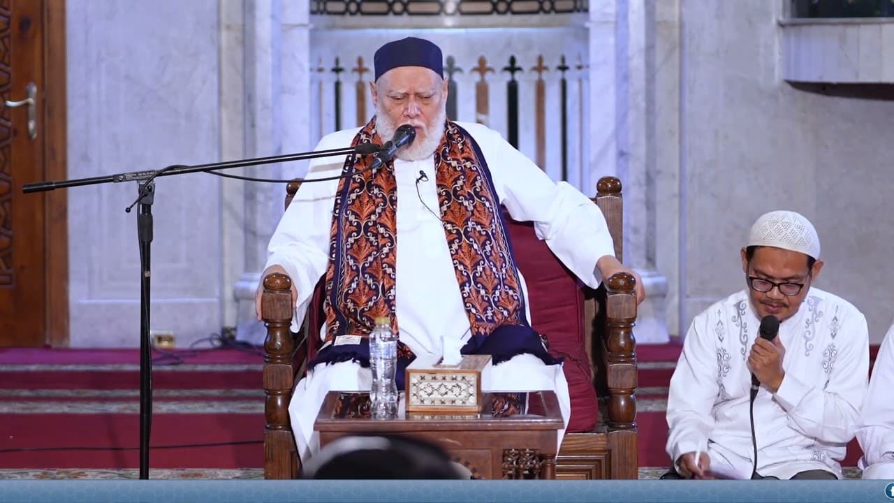 لقاء فضيلة أ.د علي جمعة بوفد من كاليمنتان الجنوبية - اندونيسيا | 2023 10 15 - ندوات ومحاضرات