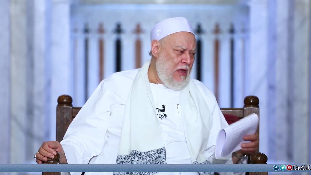 امرأة ماتت وكانت لا تفطر أيام الحيض فهل على ورثتها قضاء أو كفارة؟ - فتاوي