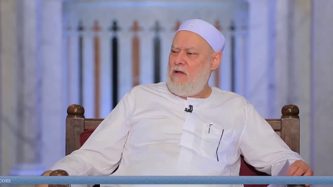 سائل يسأل : في قريتنا مشهد للسيدة زينب ونزوره حبا فيها فهل في ذلك إثم؟ | أ.د. علي جمعة - فتاوي