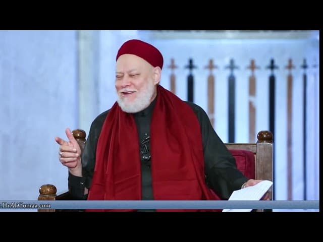 هل يجوز قطع الصلاة عندما يرى المصلي دابه مقبلة عليه مثل العقرب؟ | أ.د. علي جمعة - فتاوي