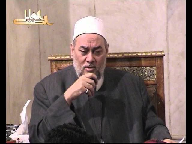 أ.د علي جمعة يجيب | ما حكم تعمد قراءة سورة المسد أو سورة عبس في الصلاة؟ - فتاوي