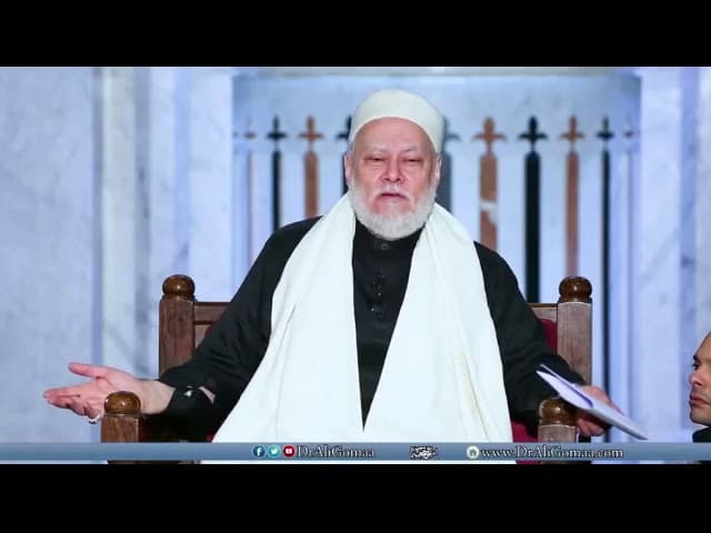 والدتي تجاوزت الثمانين ونظرا لشدة البرد تمسح على ملابسها بدلا من غسل اليدين فهل ما تفعله صحيح؟ - فتاوي