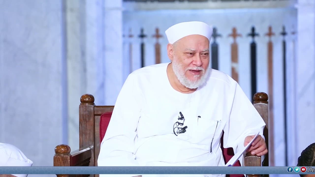 اعاني من سلس البول فأقوم بالوضوء وأصلي في الحال ولكن أجد قطرات من البول فماذا أفعل ؟ - فتاوي