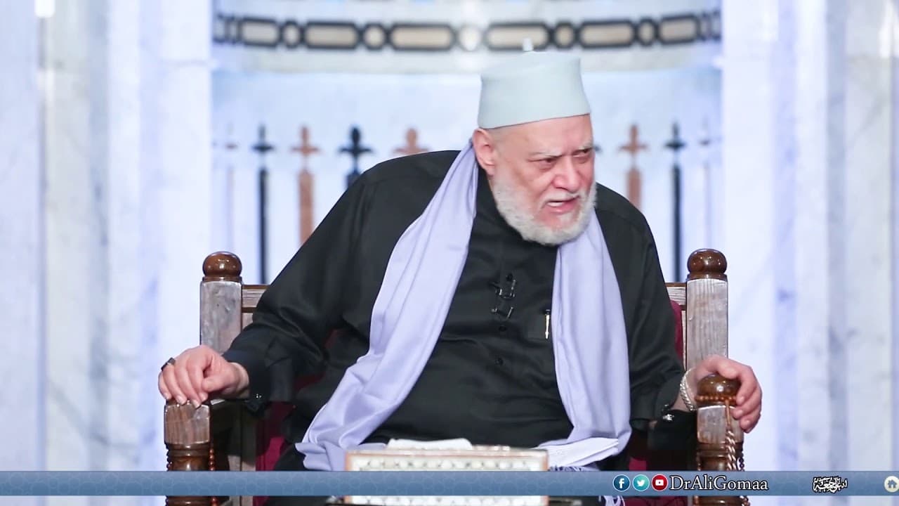 هل صيغة الصلاة على النبي ﷺ (اللهم صلِّ وسلم على سيدنا محمد وآله) تستوجب الرد .. - سيدنا محمد, فتاوي