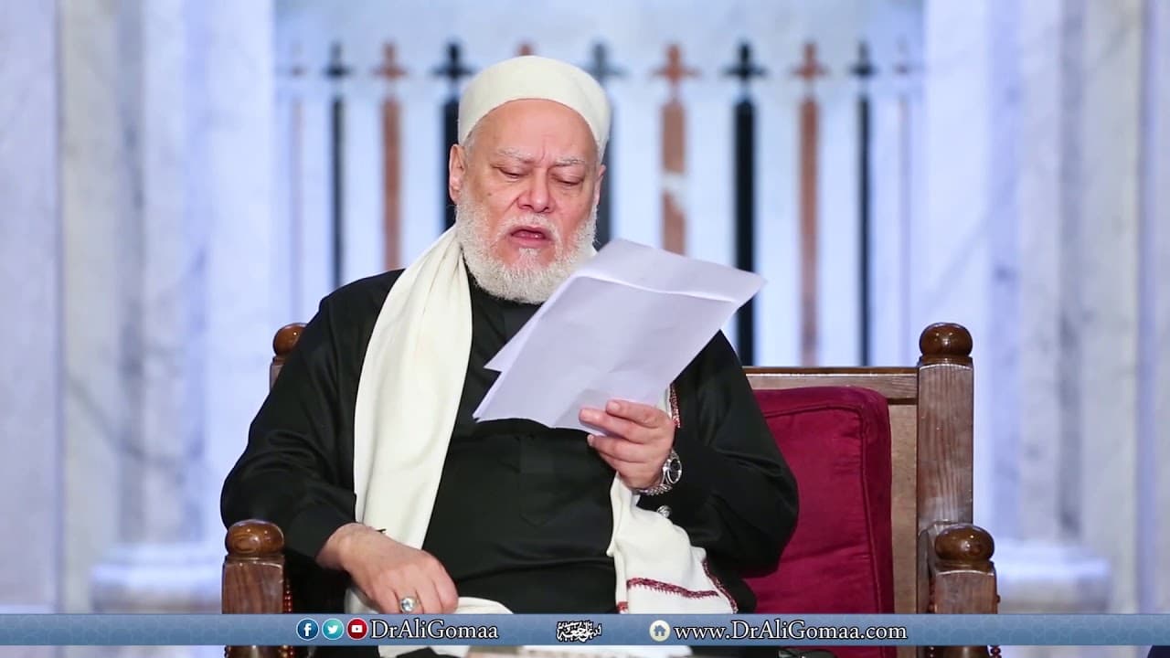 صليت وبعد الانتهاء من الصلاة قالوا لي القبلة خطأ فهل أعيد الصلاة ؟ | أ.د. علي جمعة - فتاوي