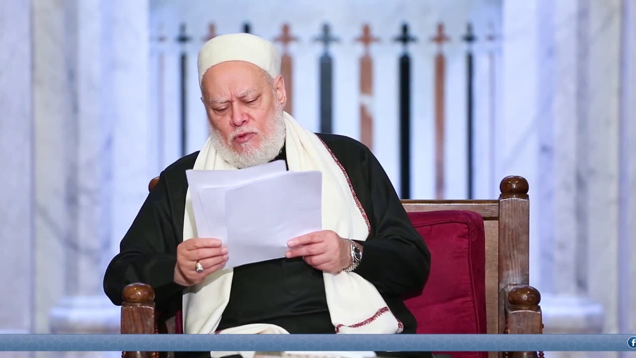 هل تبطل صلاة المرأة إذا كشف قدمها ؟ | أ.د. #علي_جمعة - فتاوي