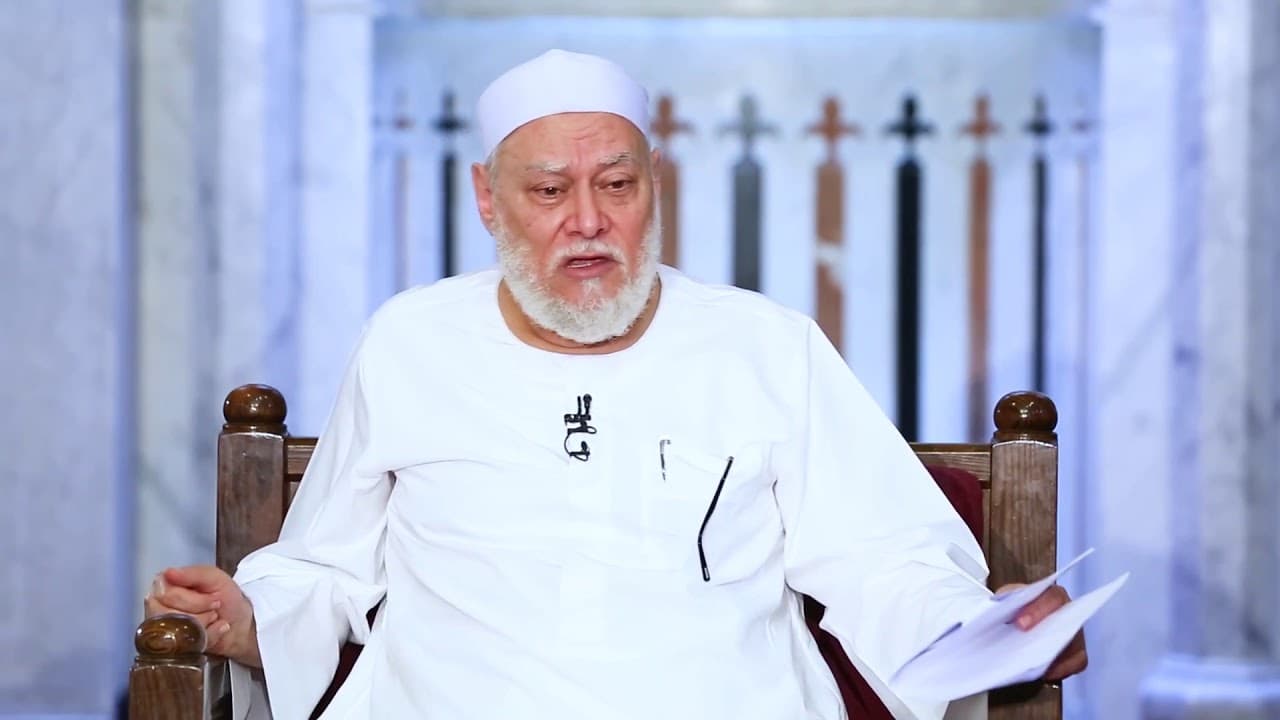 ما حكم الدين فيمن يضرب عن الطعام إذا وقع عليه ظلم من والده ؟| أ.د. علي جمعة - فتاوي