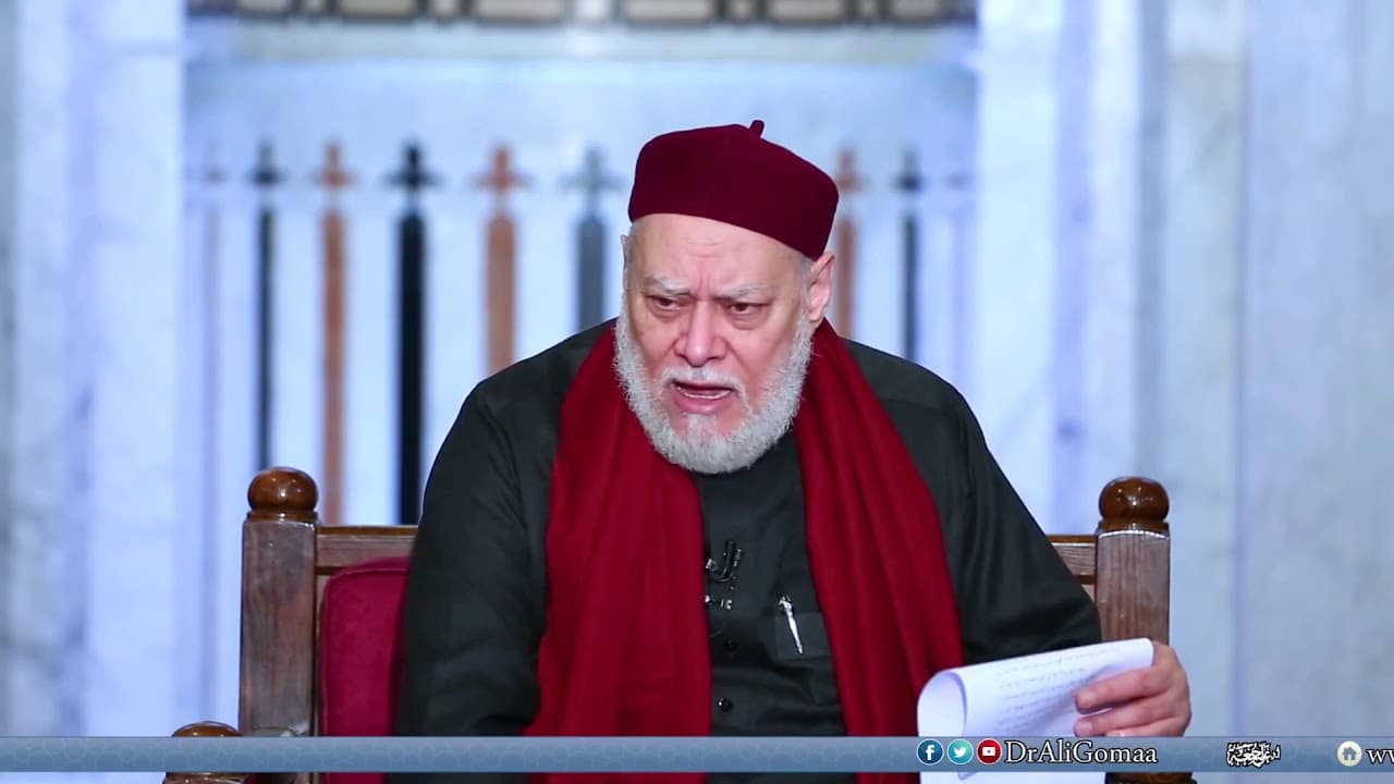 ما حكم رفع اليدين عند الدعاء وخاصة يوم الجمعة وفي القنوت؟  | أ.د. علي جمعة - فتاوي