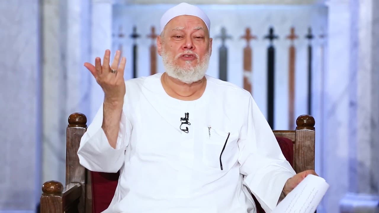 ما حكم النظر إلى الصورة الشمسية لمرأة أو إلى صورتها في المرآة ؟ - فتاوي