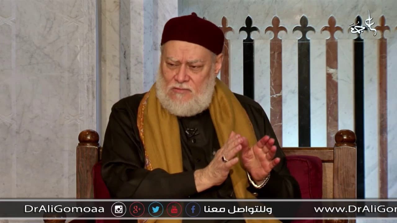 أمي لا تستطيع رفع قدمها للوضوء فهل يكفي المسح؟ | أ.د علي جمعة - فتاوي