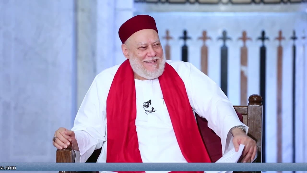 قال لي أحد ما حدث مع شخص آخر، وقال لي أن أحلف ألا أخبر أحدا؛ فحلفت، ثم قلت لأختي ما حدث... - فتاوي