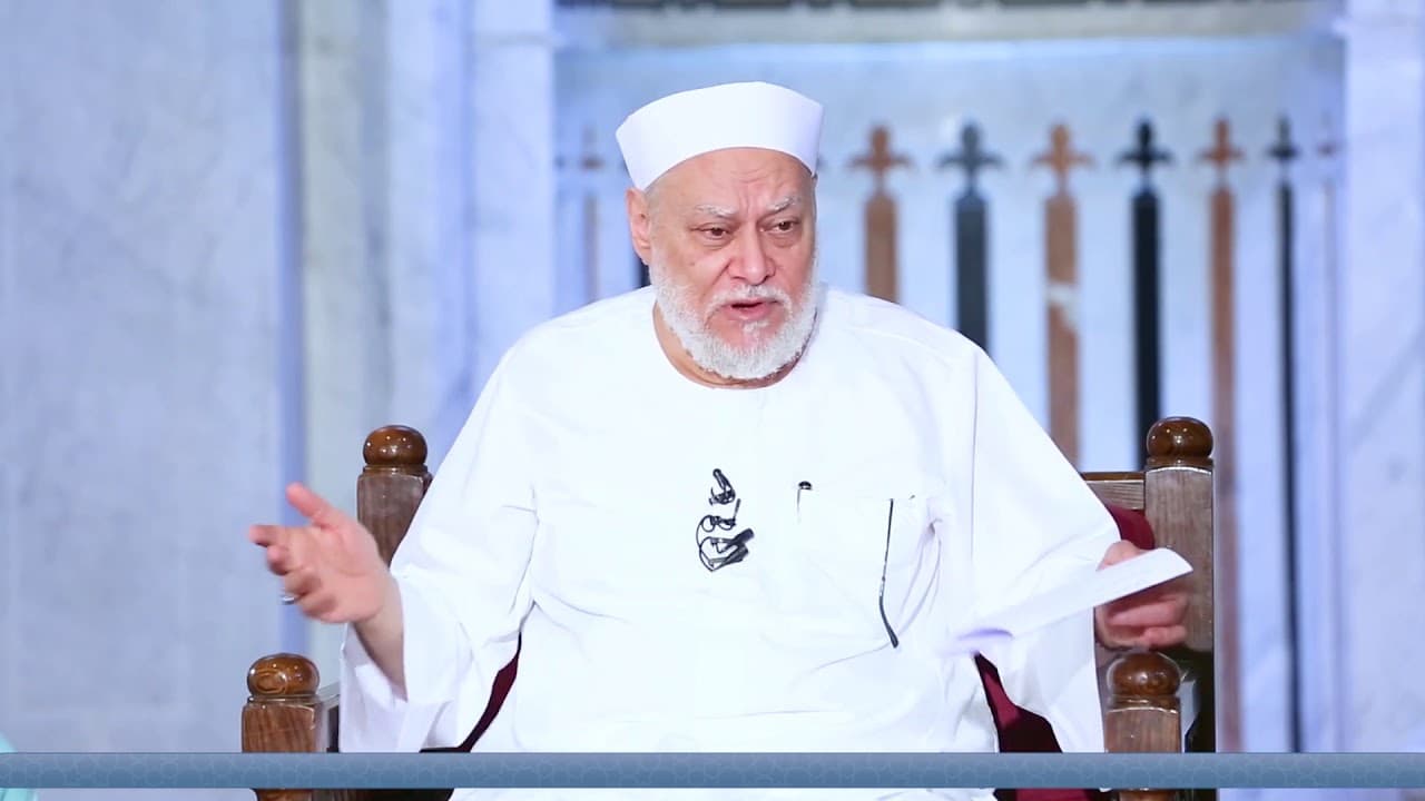 لدي محل للملابس النسائية فتشتري مني المحجبة وغير المحجبة فهل علىَّ ذنب ؟| أ.د علي جمعة - فتاوي