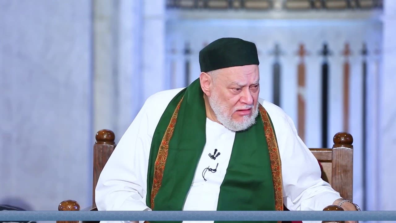 ما حكم قراءة سورة من القرآن كل جمعة من كل اسبوع ؟ | أ.د. علي جمعة - فتاوي