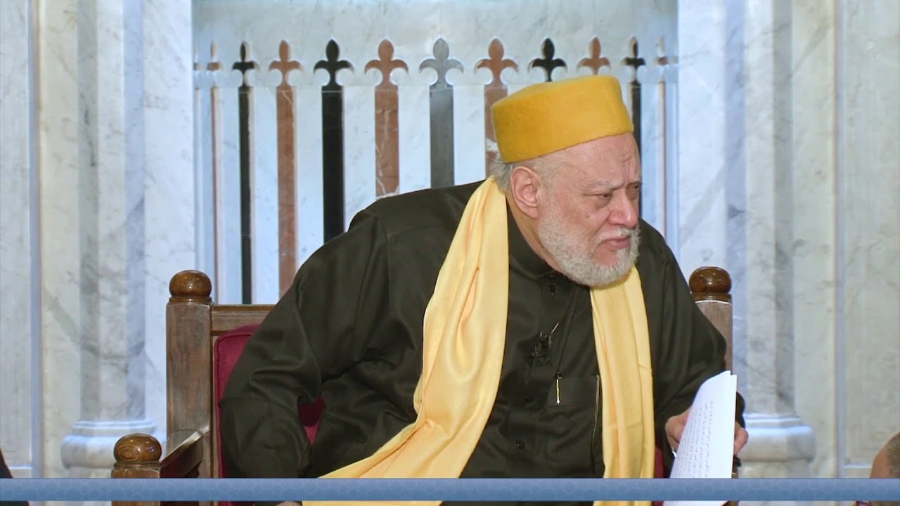 أنا طالبة في الصف الثالث الاعدادي وأدرس نظرية الانفجار الكبير وعقلي ليس مقتنع بها فماذا أفعل؟ - فتاوي