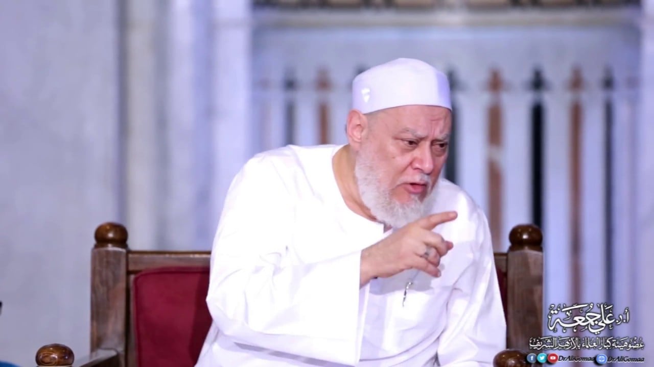 هل يجب على النساء تغطية القدمين أثناء الصلاة ؟ | أ.د. علي جمعة - فتاوي